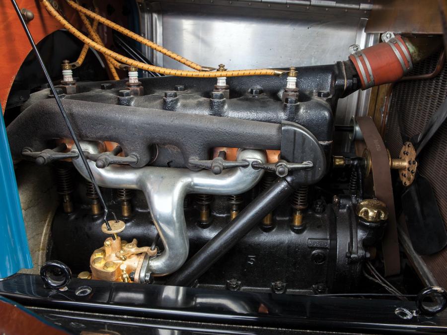  Ford Model T Touring 1911 года  (фото 4 из 10)
